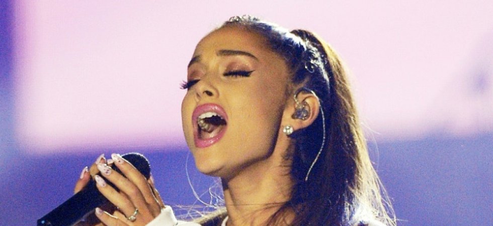 Ariana Grande reprend sa tournée à Paris après l'attentat de Manchester
