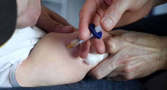Vaccins obligatoires pour les enfants: fini le débat, place aux piqûres