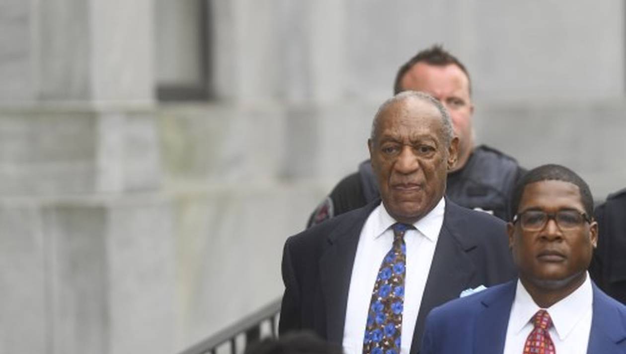 La peine de Bill Cosby, qui n'encourt plus que 10 ans, finalement attendue mardi