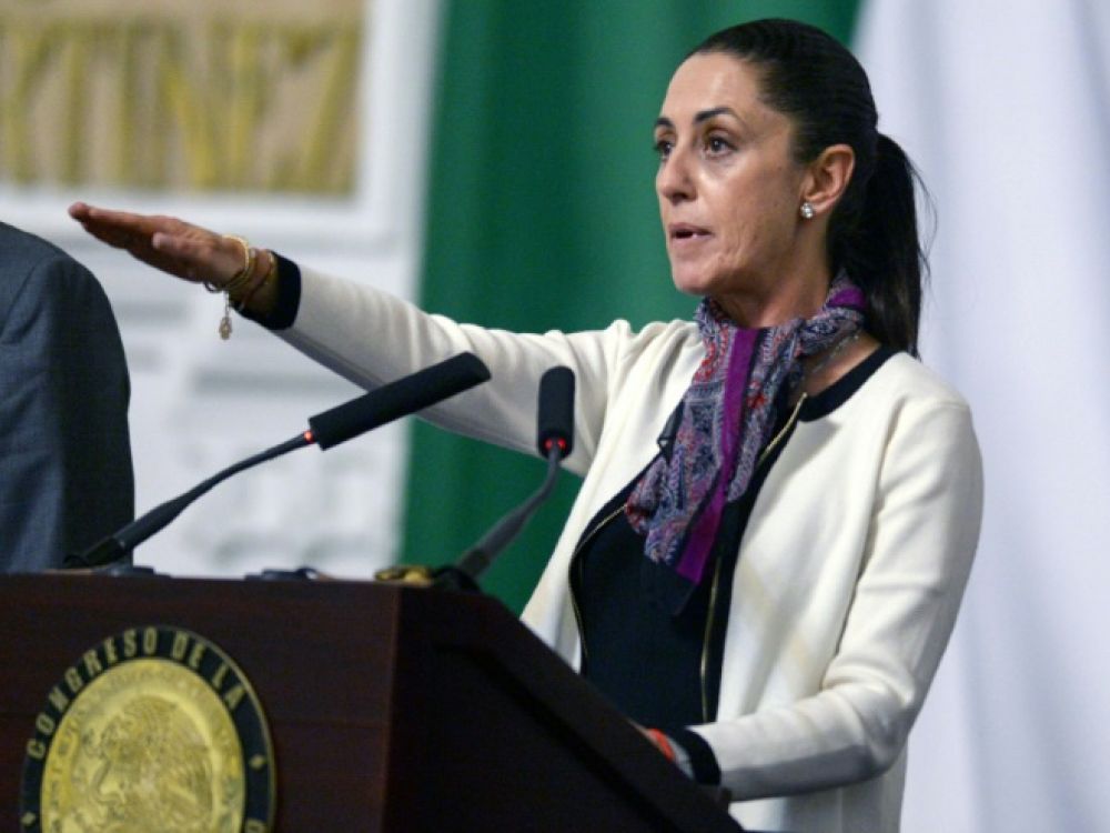La première femme élue maire de Mexico prend ses fonctions