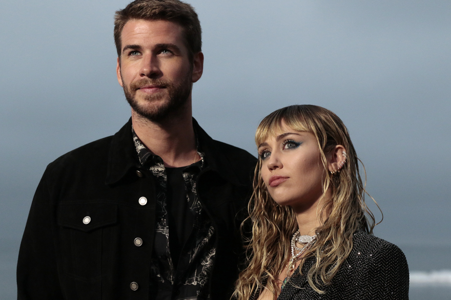 Miley Cyrus réfute les rumeurs d'infidélité envers Liam Hemsworth