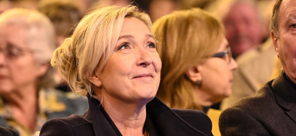 Sortie perturbée de Macron : Marine Le Pen condamne, mais Macron "contribue" aux tensions