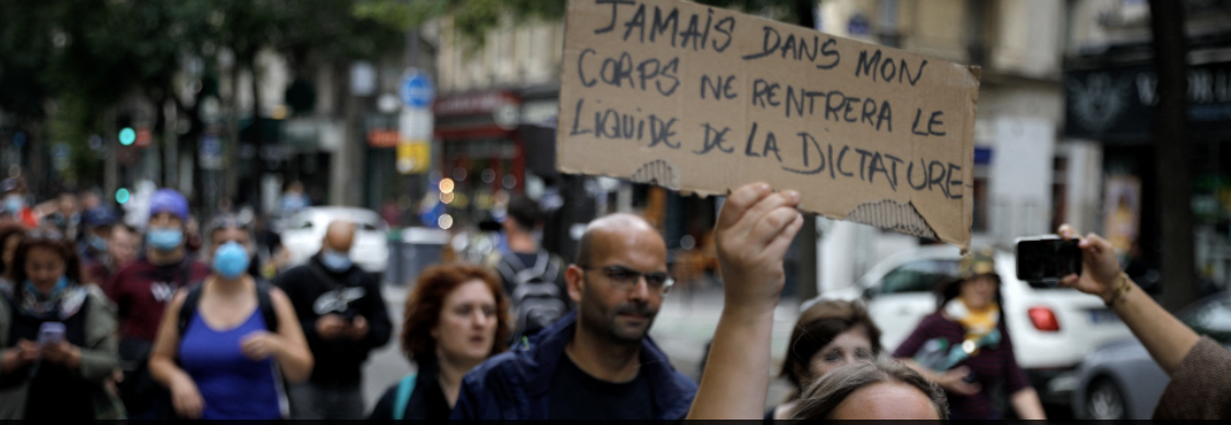 Manifestations anti-pass sanitaire : 76 interpellations en France