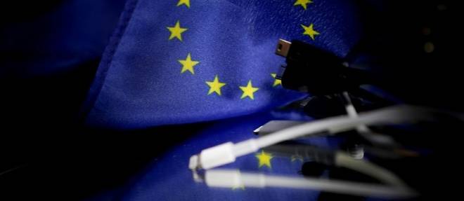 L'UE veut imposer un chargeur unique pour smartphones, au grand dam d'Apple