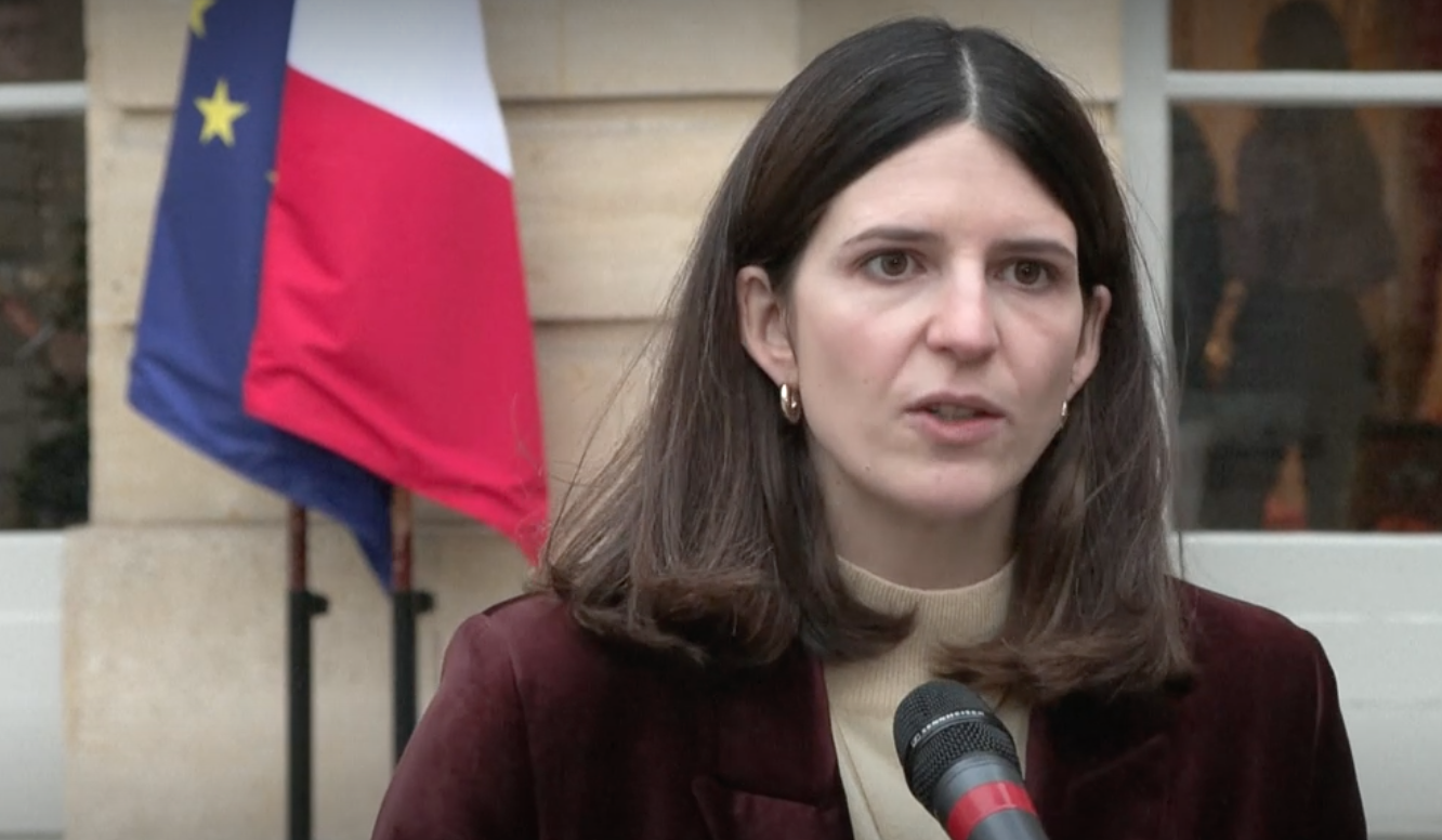 Intelligence artificielle: 35 sites "prêts à l'emploi" en France pour des data centers, annonce le gouvernement