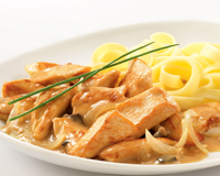 FRICASSEE DE VOLAILLE AUX CEPES