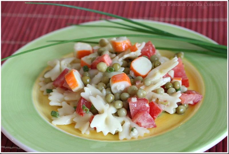 SALADE DE PATES ET SURIMI