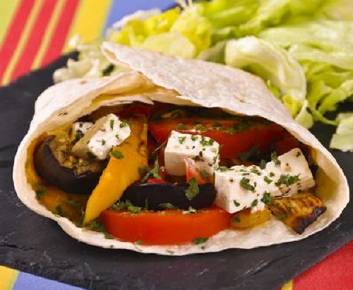 Wraps aux légumes d'été et feta